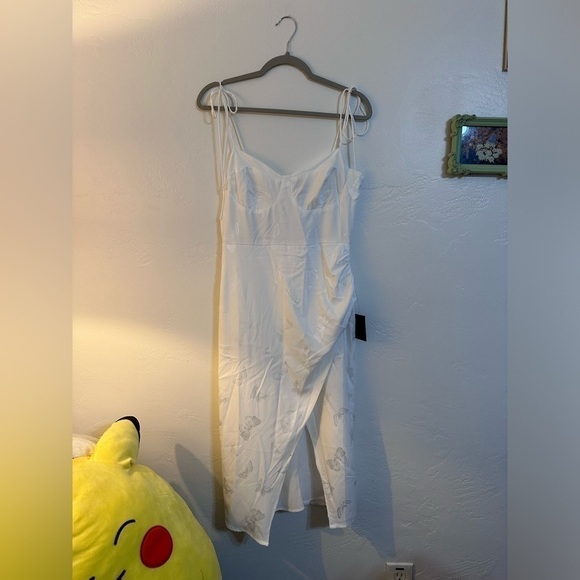 NWT Wishing on Love Satin Butterfly Dress - Picture 4 of 7